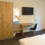 Hof Hahnenberg 3*
