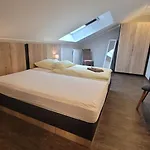 Hof Hahnenberg 3*